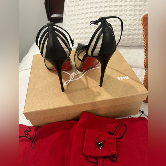 Christian Louboutin Theodorela 100 Pumps in size 38.5 - Picture 3 of 5